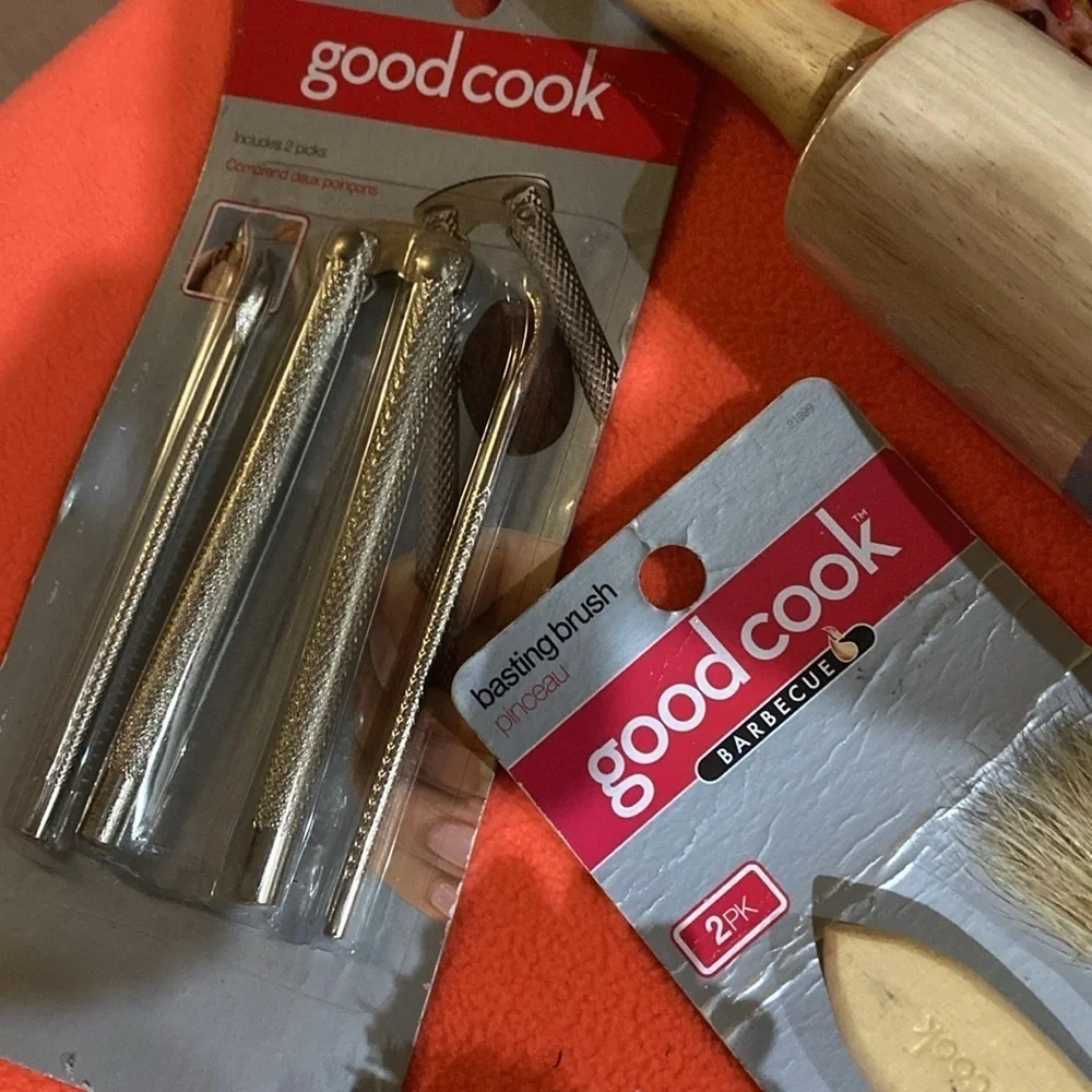 Sweet Kitchen Gadget Bundle Rolling Pin  Slicers Wedger Pastry Brush Fall Baking